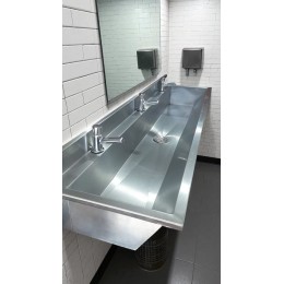 Lavatório Coletivo Com 3 Torneiras 1,50m - Construinox